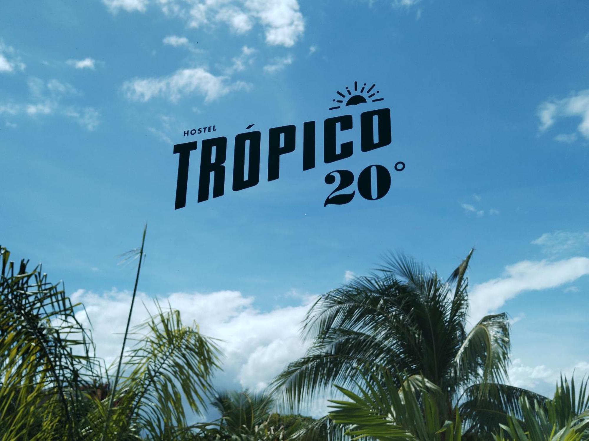 Hostel Tropico 20 Pdc Плая-дель-Кармен Экстерьер фото
