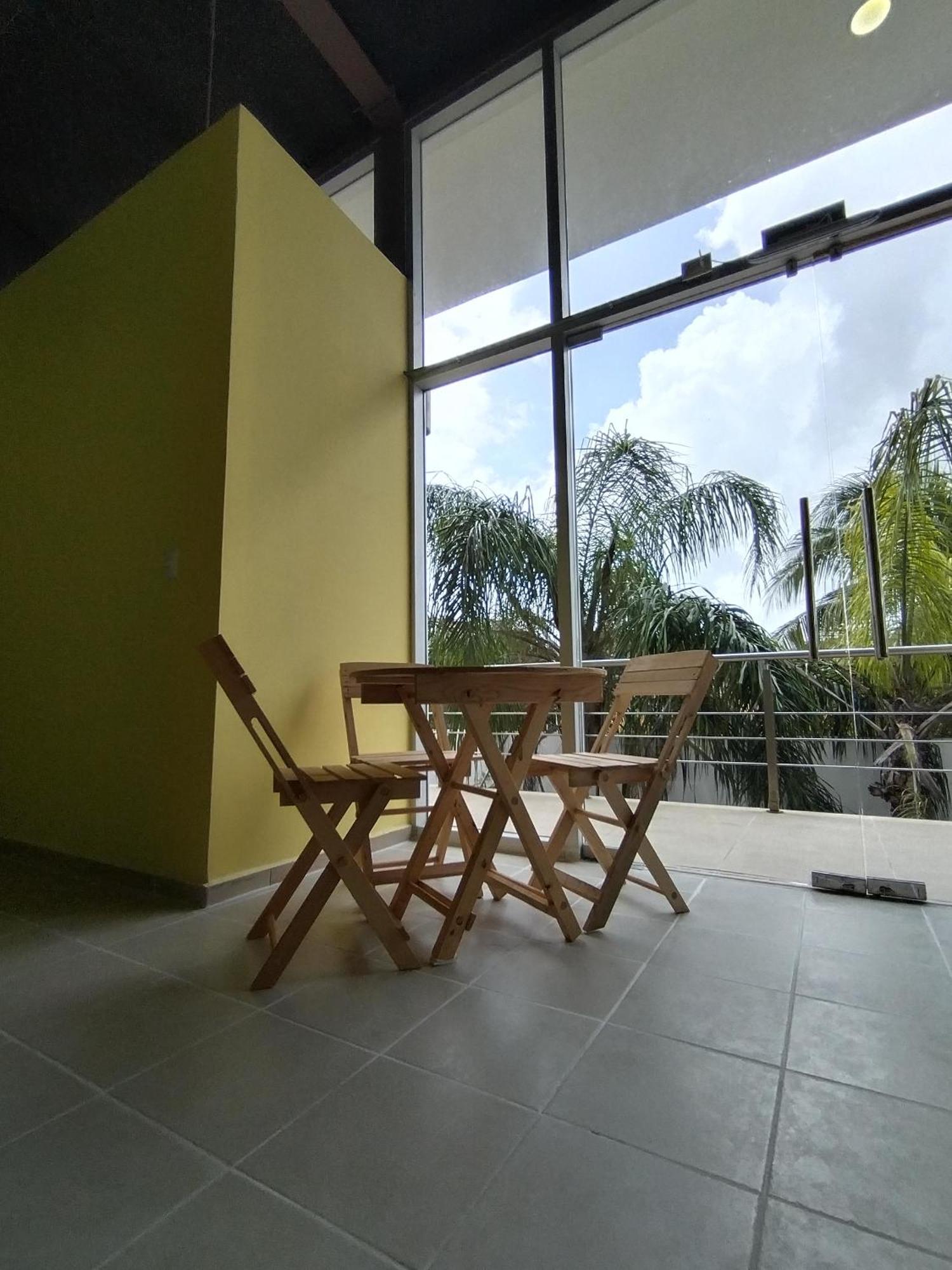 Hostel Tropico 20 Pdc Плая-дель-Кармен Экстерьер фото